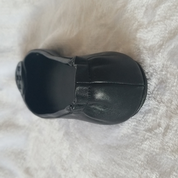 Tory Burch REPLACEMENT Left Shoe - Picture 4 of 9